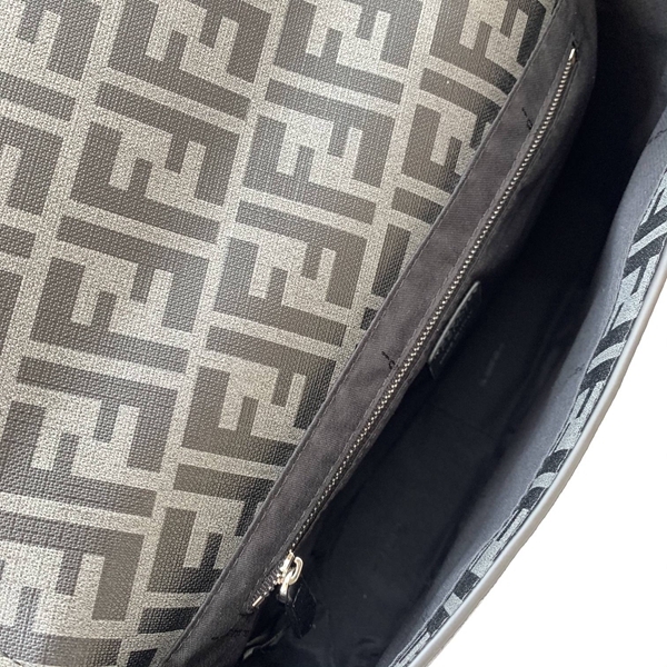 スーパーコピーブランドバッグ角部分ディテール